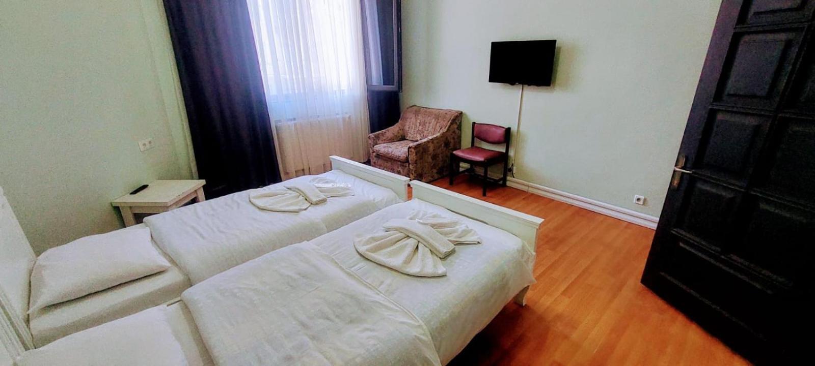 Metrepol Hotel Batumi Esterno foto